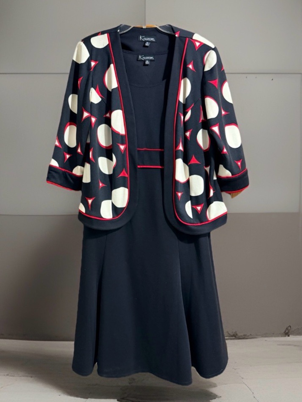 Vtg K Woman Collection Black Jacket & Dress Set w/Graphic Pattern-W16-EC